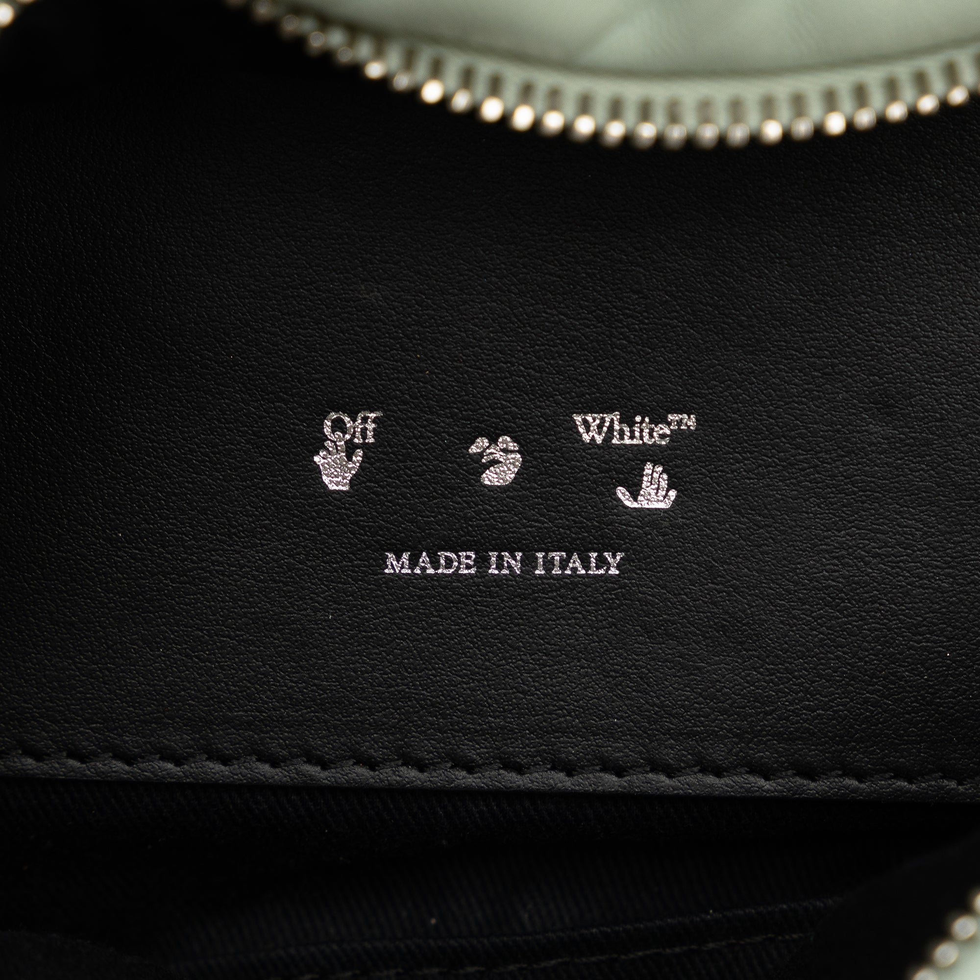 Off-White | Pre-Owned Leather Pump Pouch | Green/Light Green