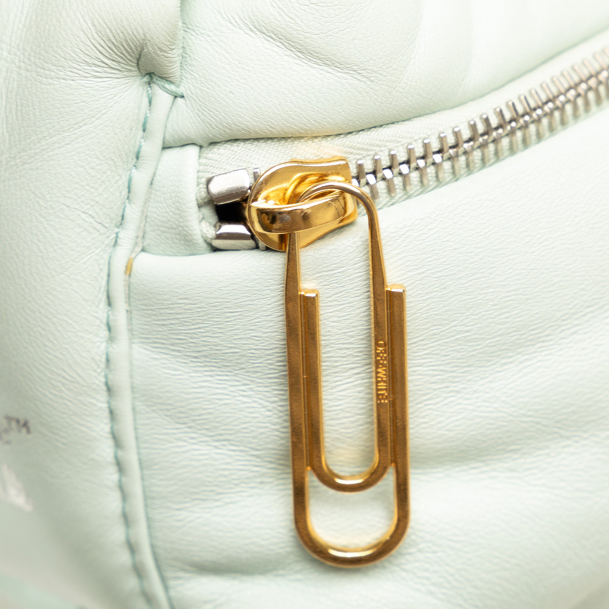 Off-White | Pre-Owned Leather Pump Pouch | Green/Light Green