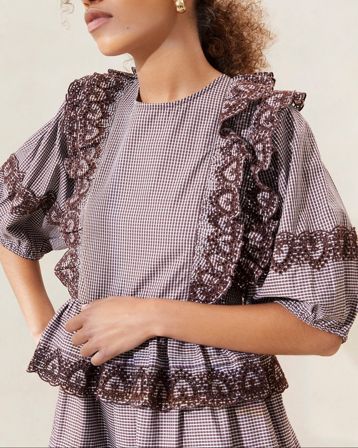 Color: Brown/Cream Plaid