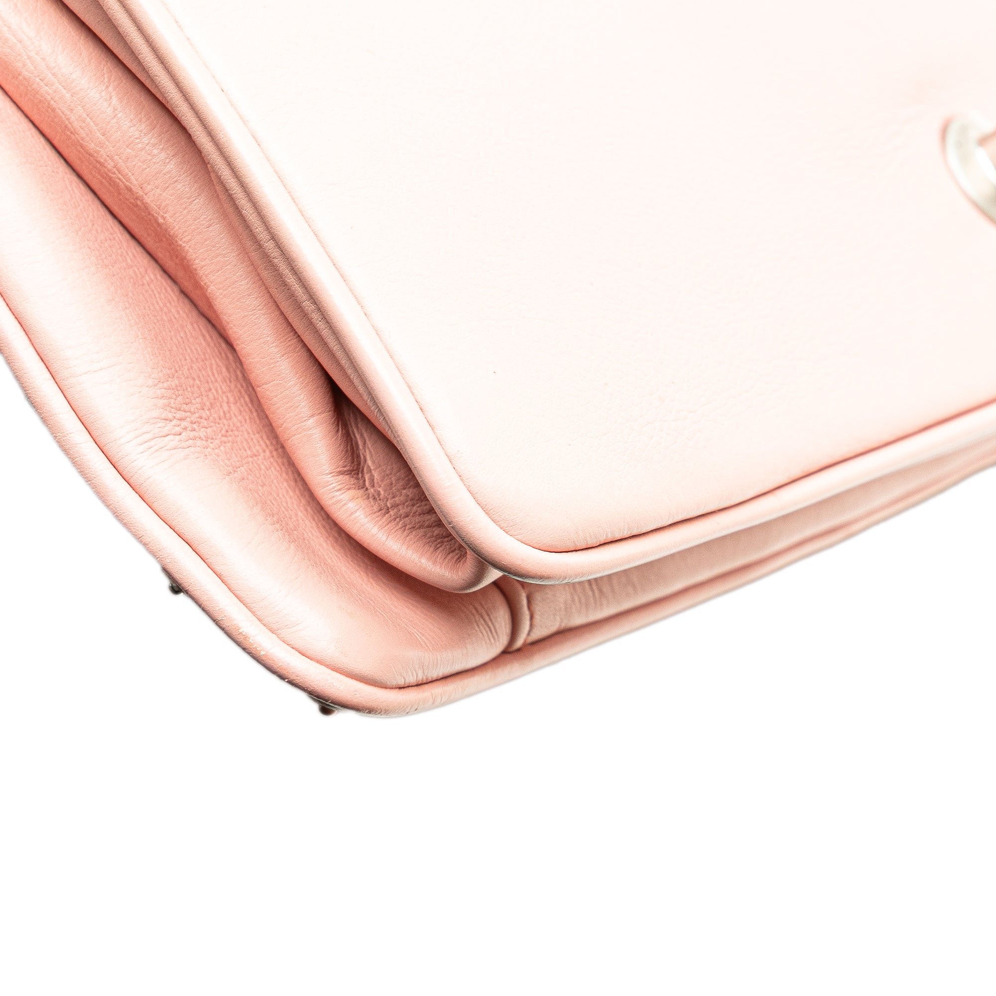 Chanel | Pre-Owned Chevron Calfskin Studded Full Flap | Pink/Light Pink