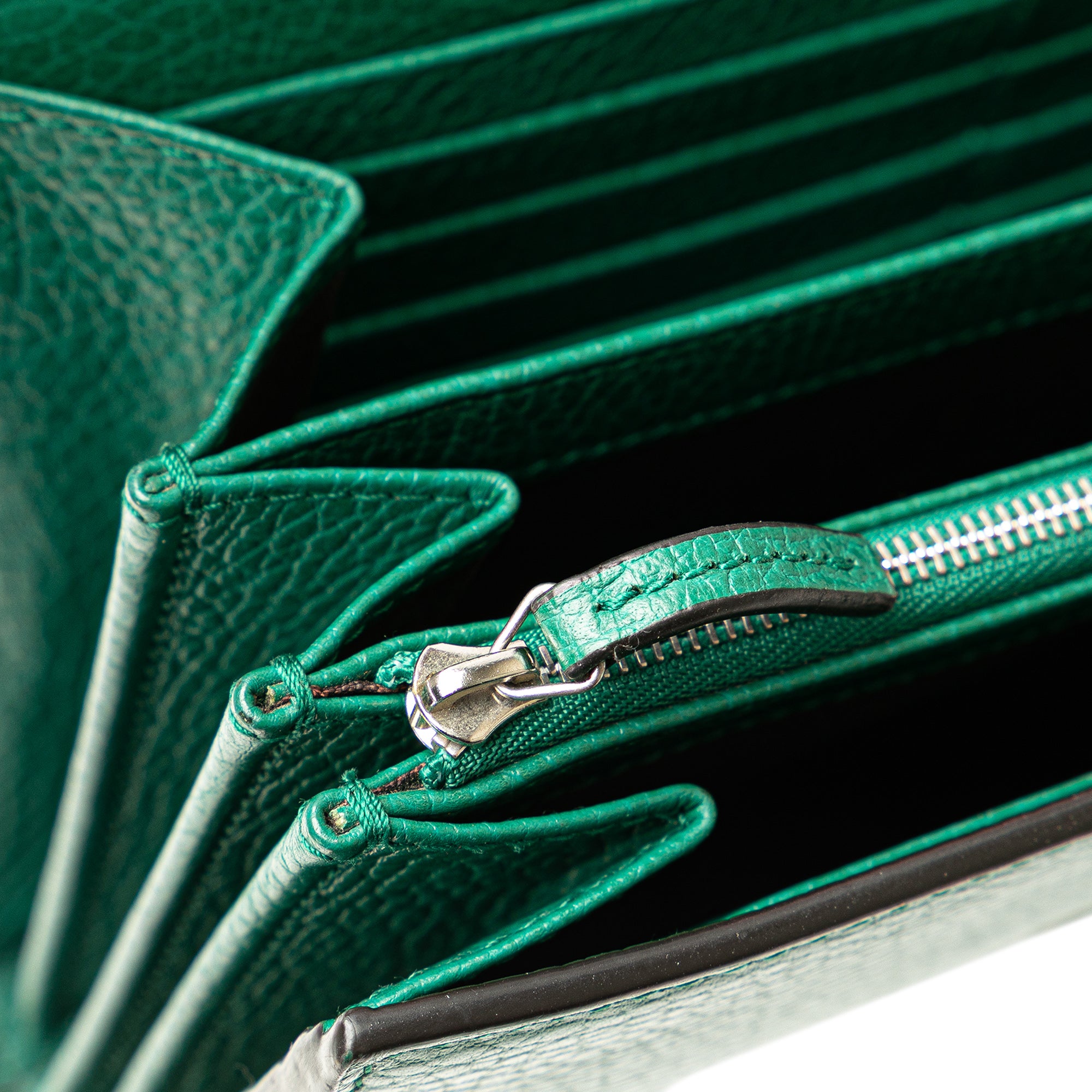 Gucci | Pre-Owned Mini Leather Dionysus Wallet on Chain | Green