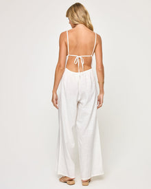 White | Model: Lura (size: S) 