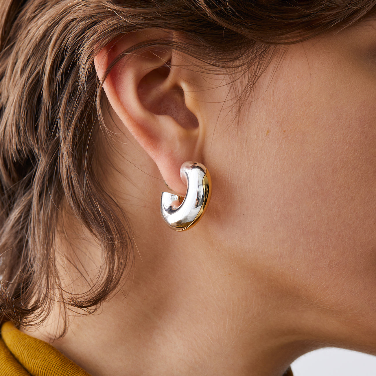 70s Wave Hoop | 14K Gold/Silver Plated Brass