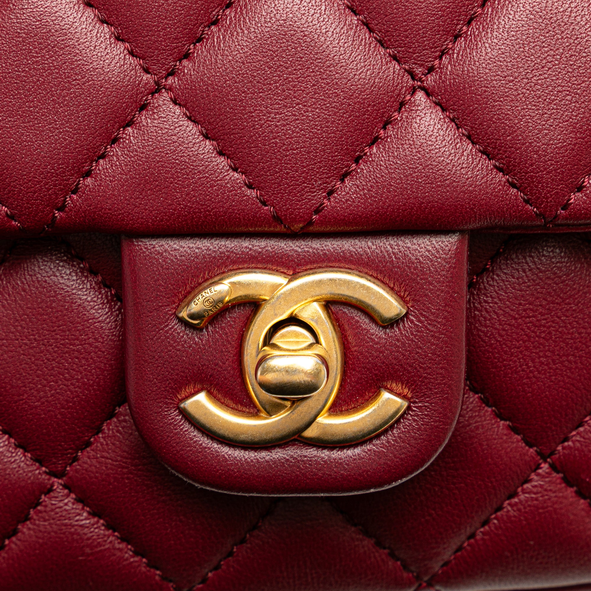 Chanel | Pre-Owned Mini Square Lambskin Coco Heart Chain Flap | Red