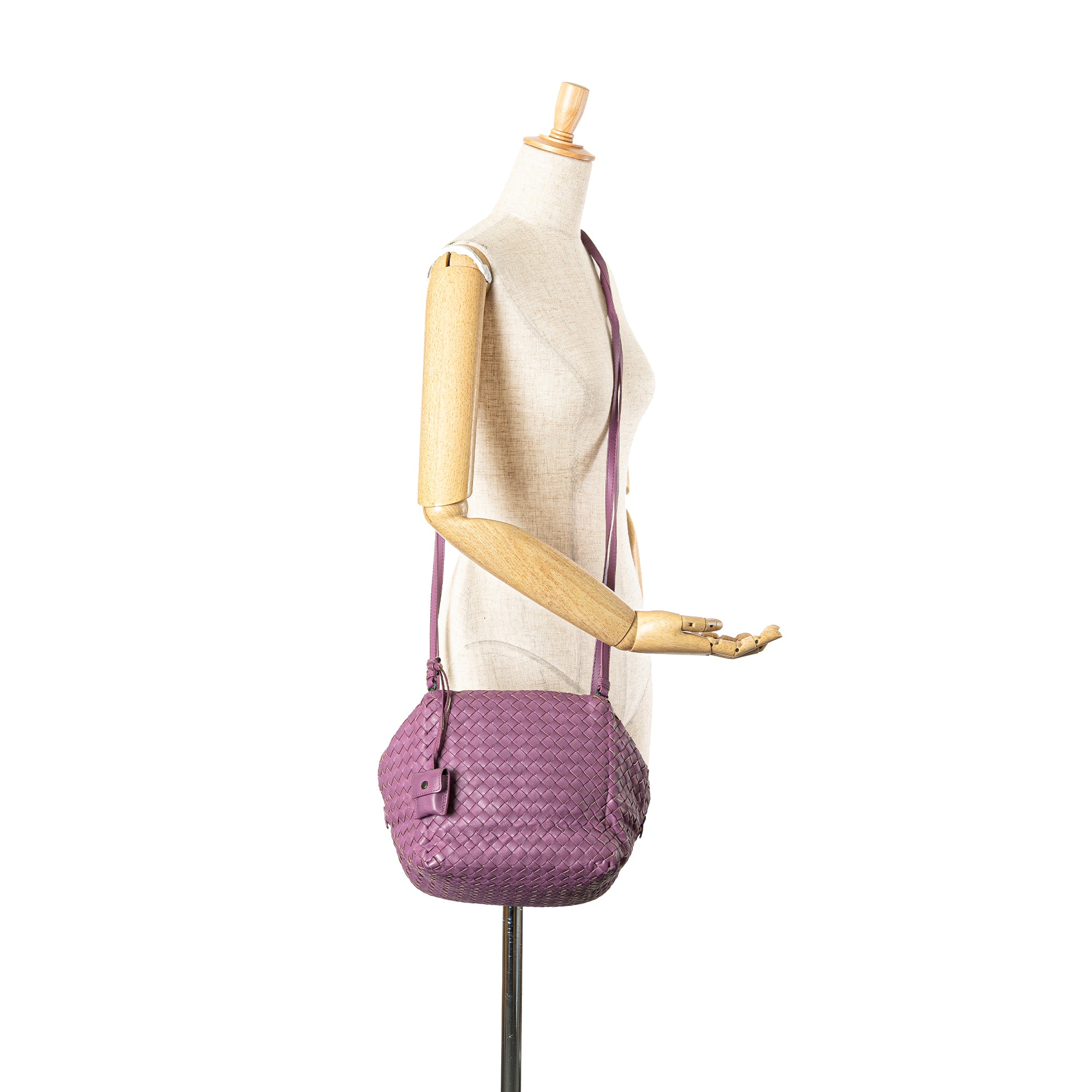Bottega Veneta | Pre-Owned Nappa Intrecciato Cube Crossbody | Purple