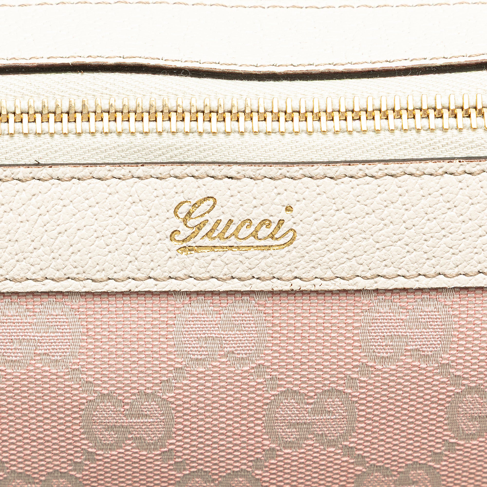 Gucci | Pre-Owned GG Canvas Abbey D Ring Tote | Pink