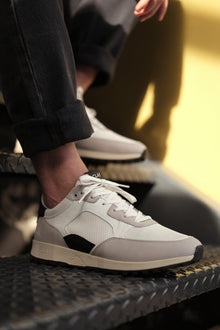 Unisex | Joshua | Microchip White Black
