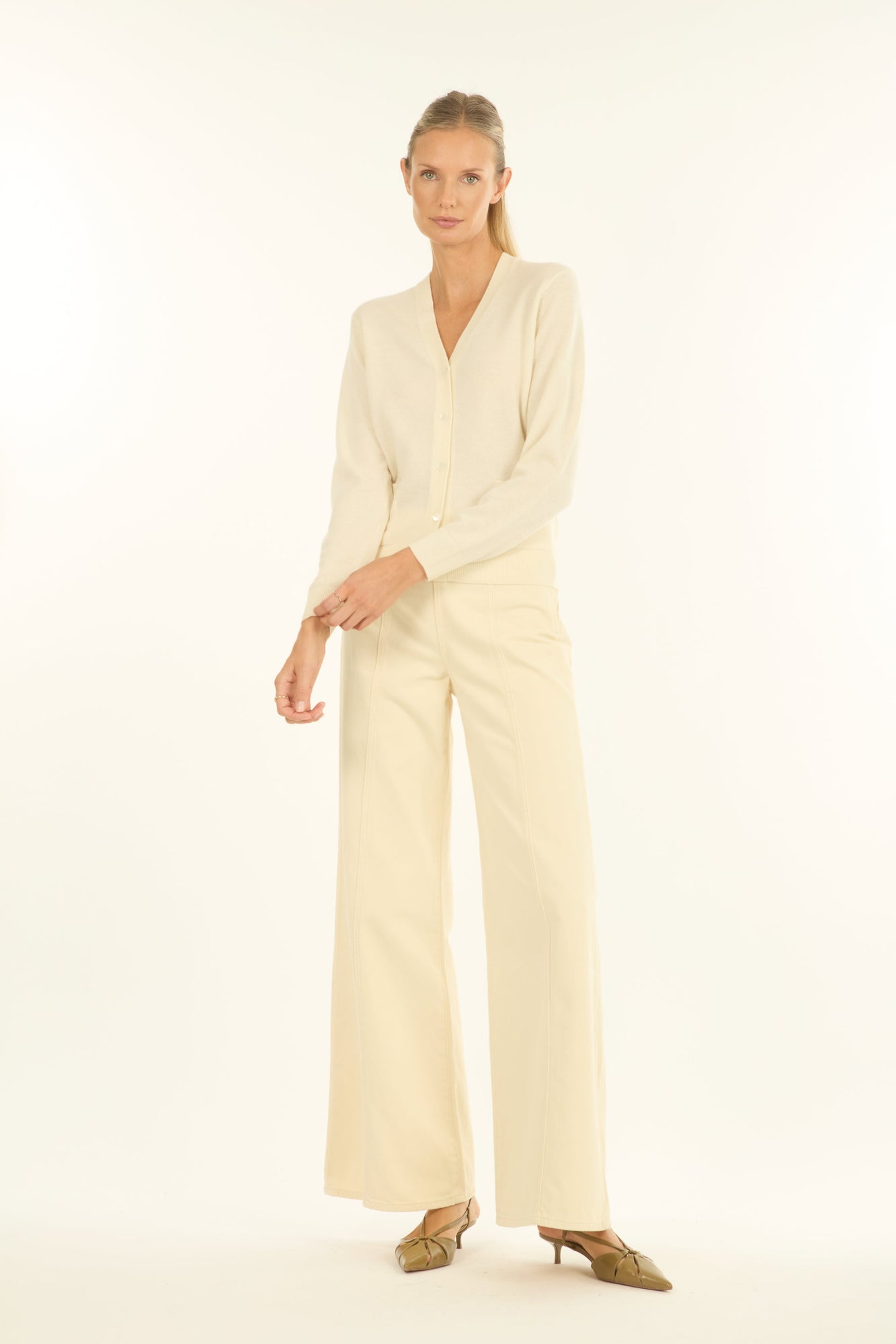 Jacqueline Cardigan | Vintage Creme