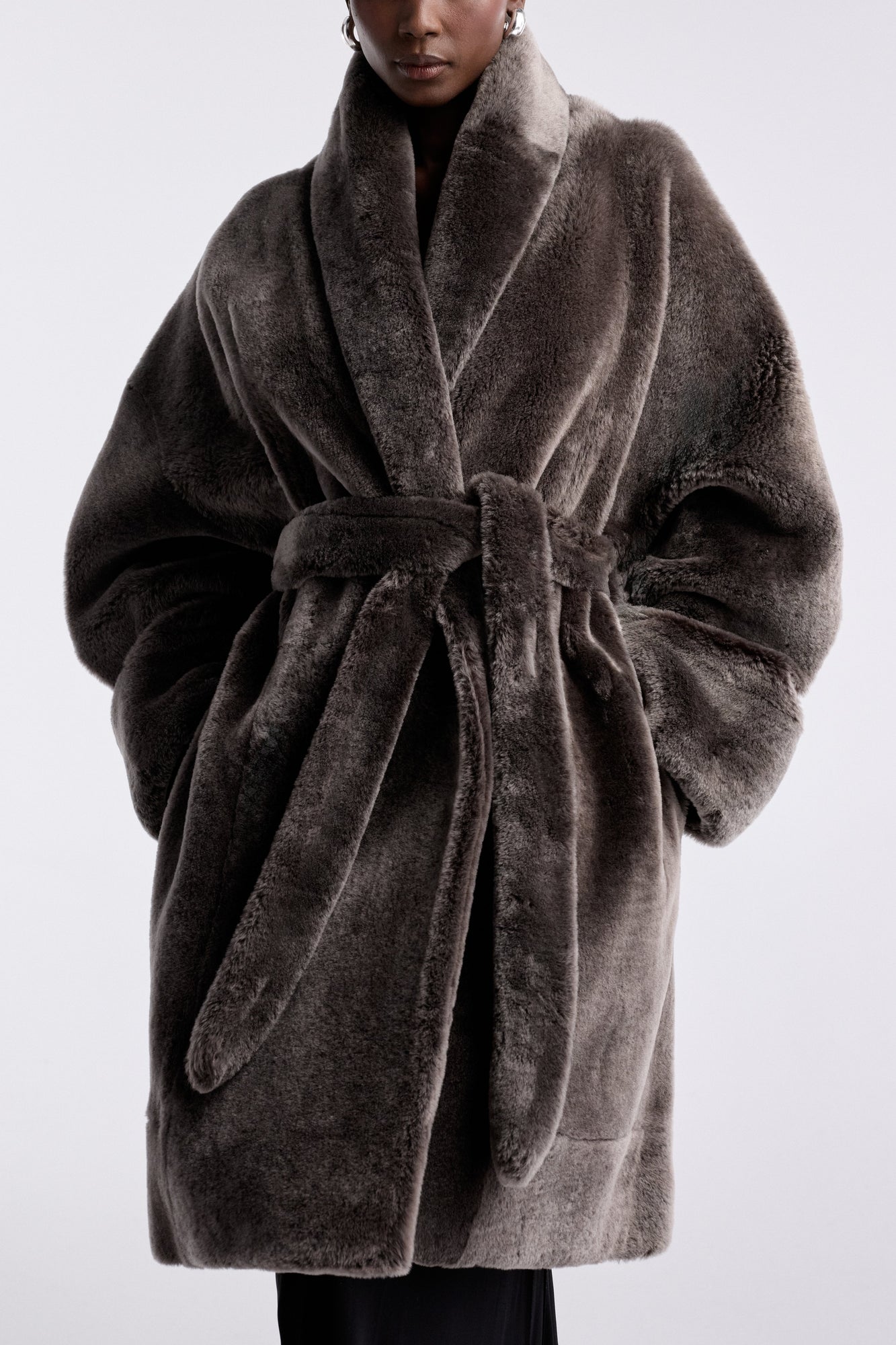 Model is wearing Nour Hammour Juno Luxurious Robe Coat Fumée - Close Up