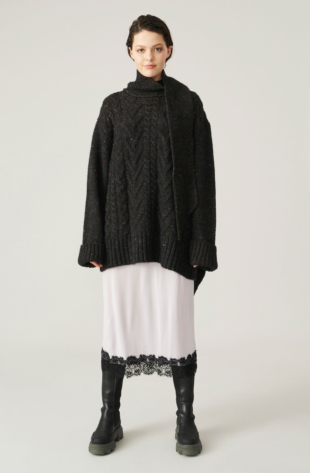 Cable Knit Oversized Pullover | Black