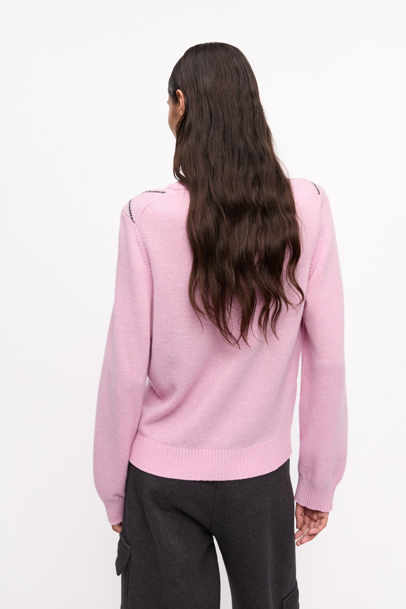 Graphic Wool Mix Bow Crewneck | Mauve Chalk