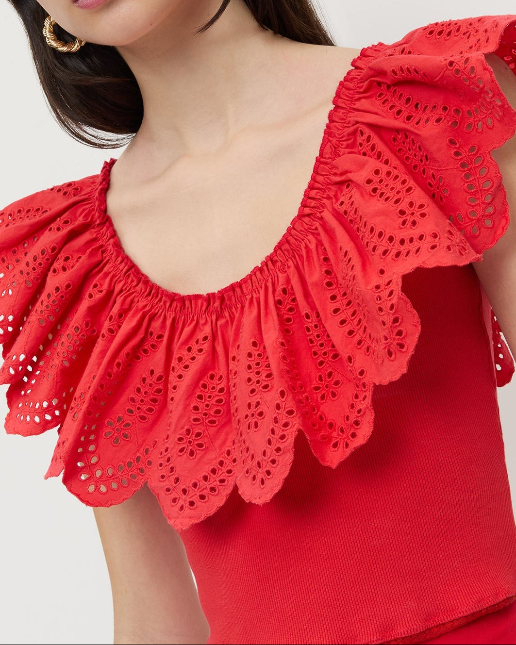Color: Red