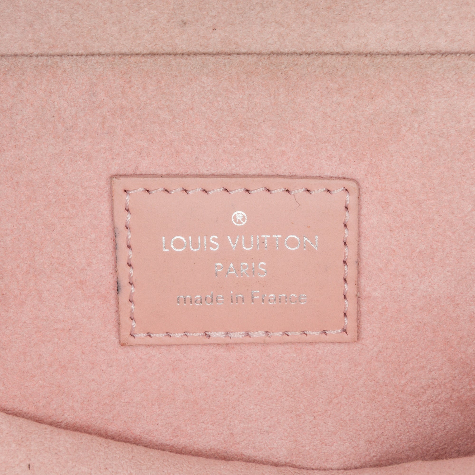 Louis Vuitton | Pre-Owned Epi Pochette Felicie with Silver Button | Pink
