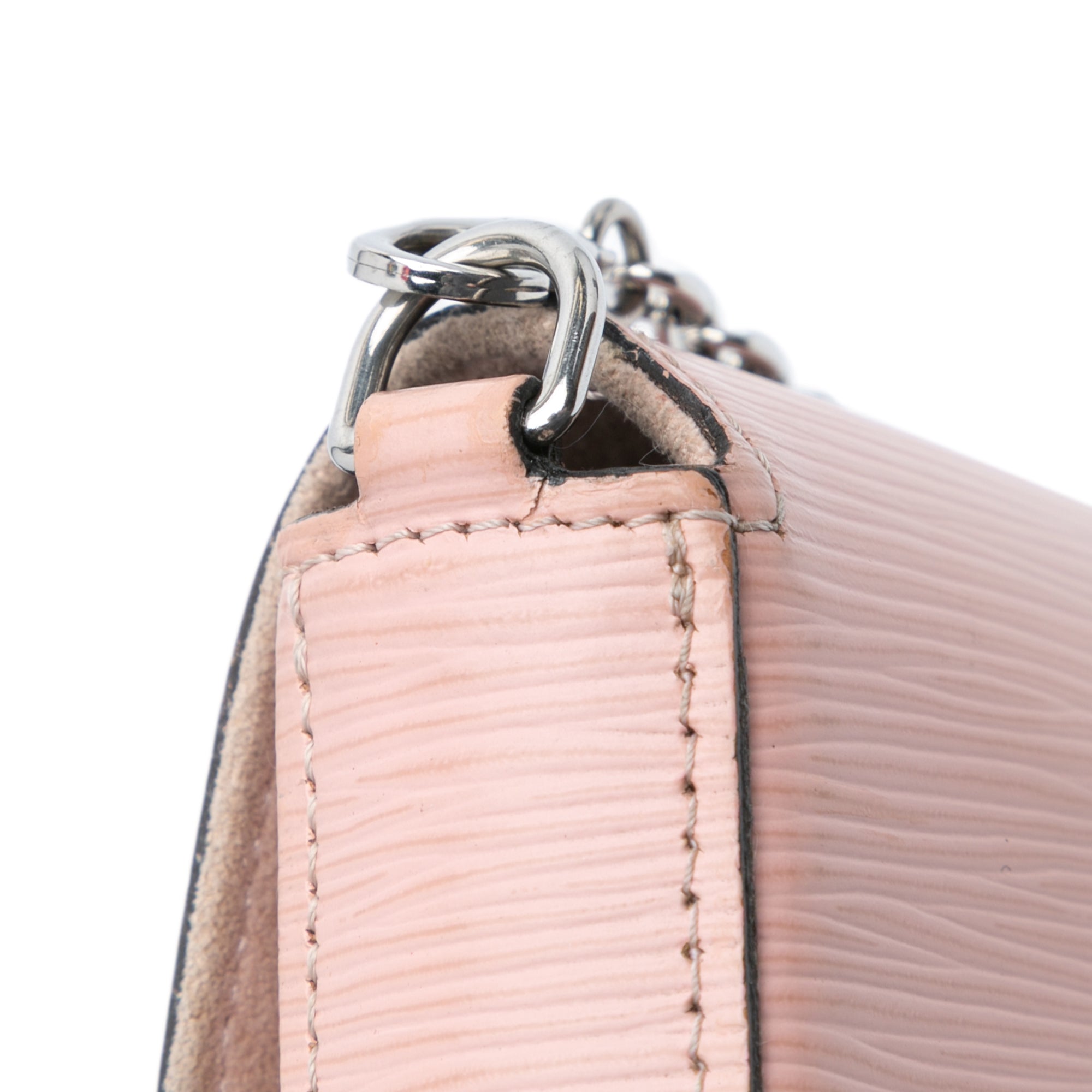 Louis Vuitton | Pre-Owned Epi Pochette Felicie with Silver Button | Pink