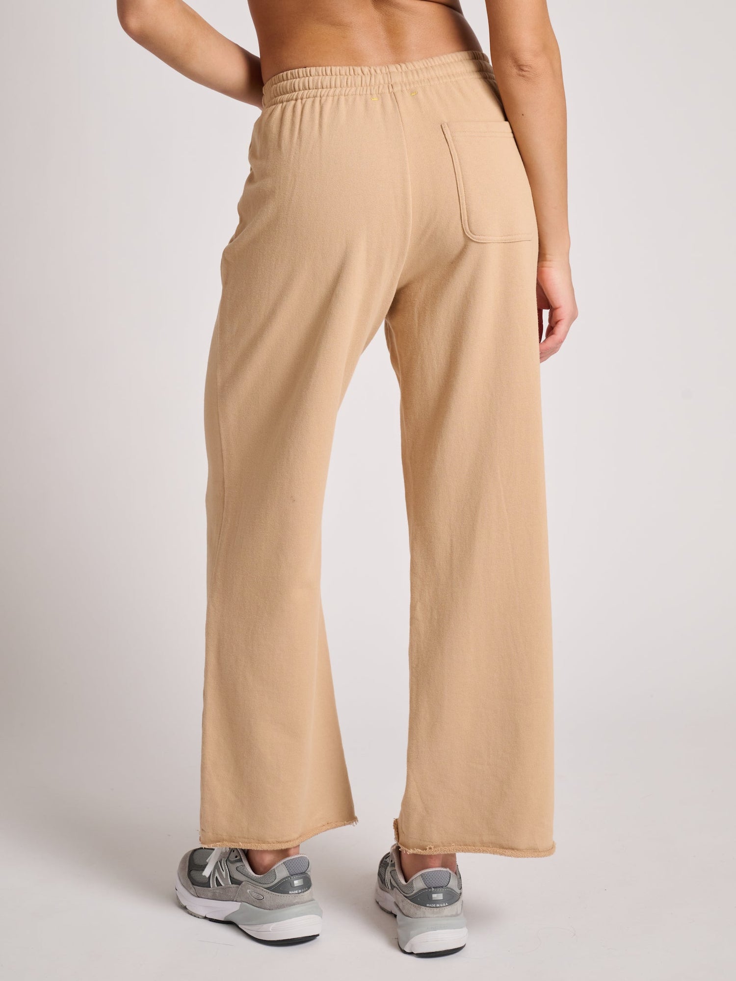 Women | Kerri Rosenthal | Weekend Sweatpant | Tan