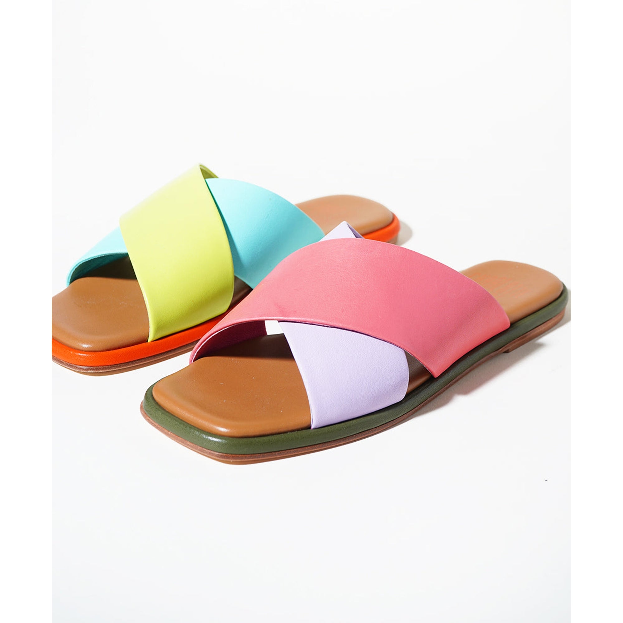 Kim Flat Sandal | Nassau