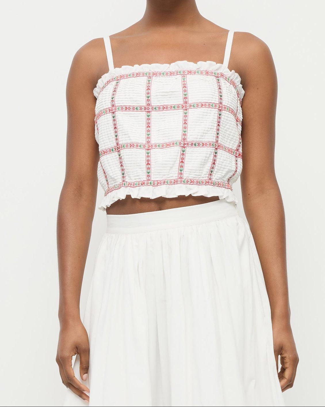Color: Cream/Red Ribbon