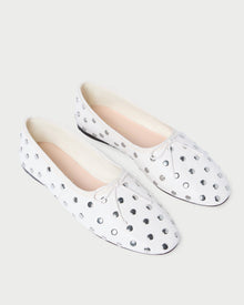 Color: Ecru/Silver