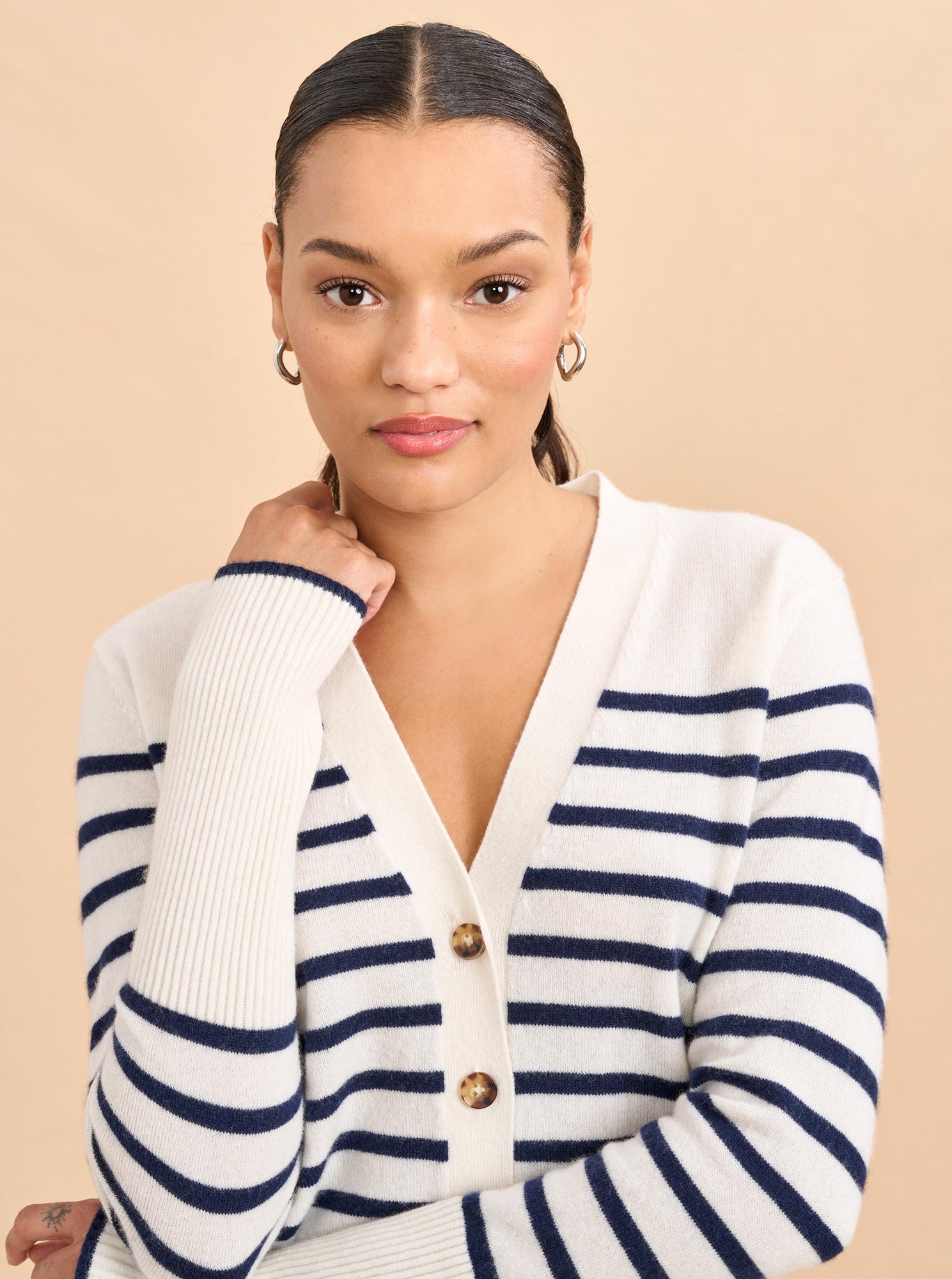 Lean Lines Cardigan | Cream x Navy