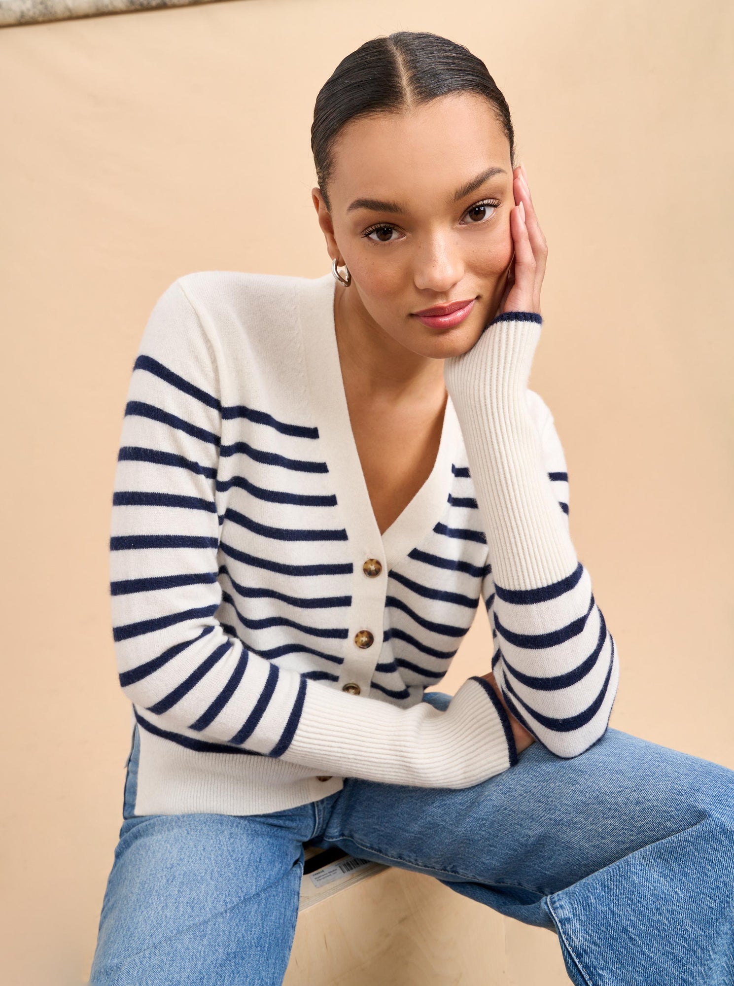 Lean Lines Cardigan | Cream x Navy