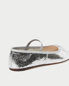 Color: Silver