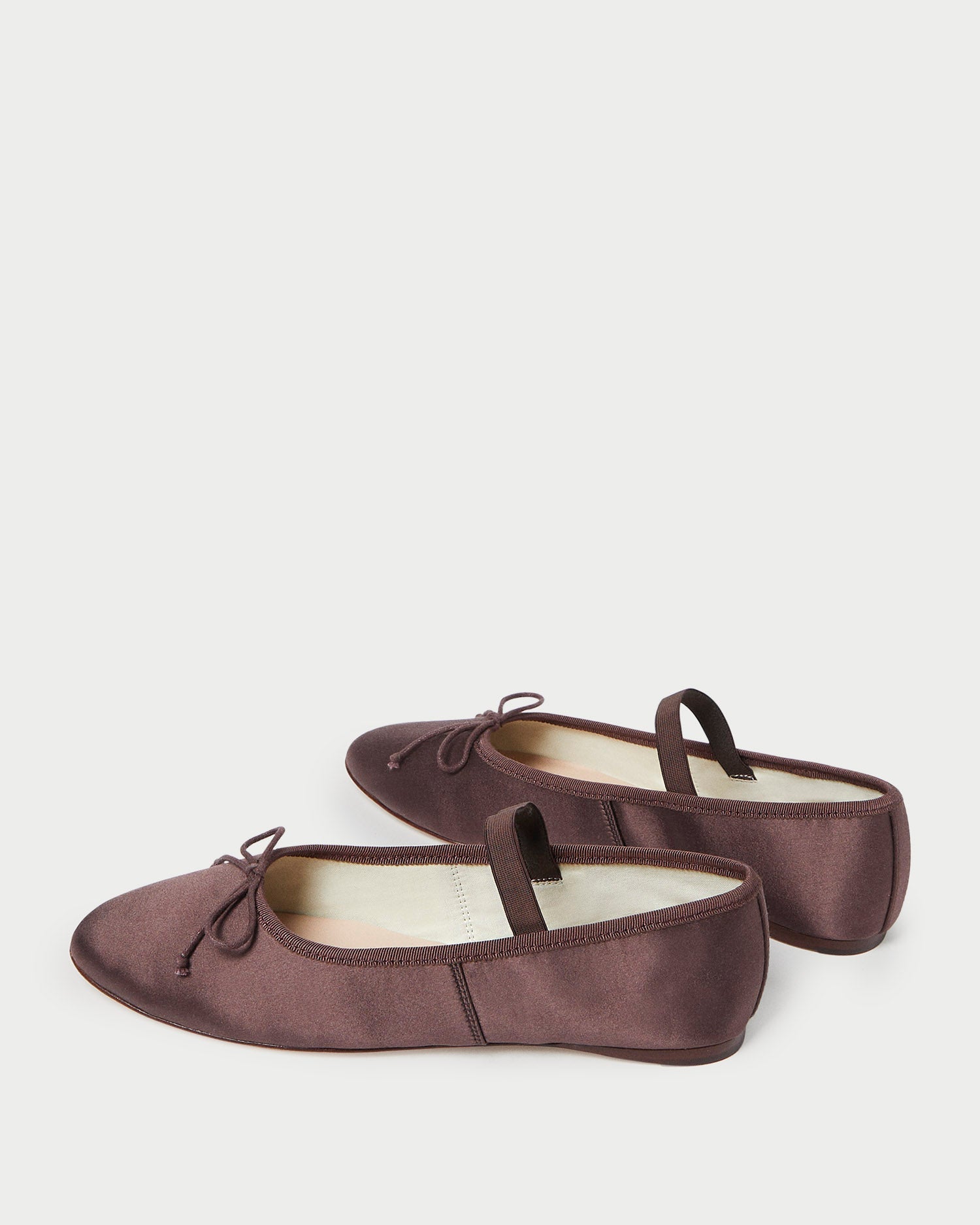 Color: Chocolate Satin