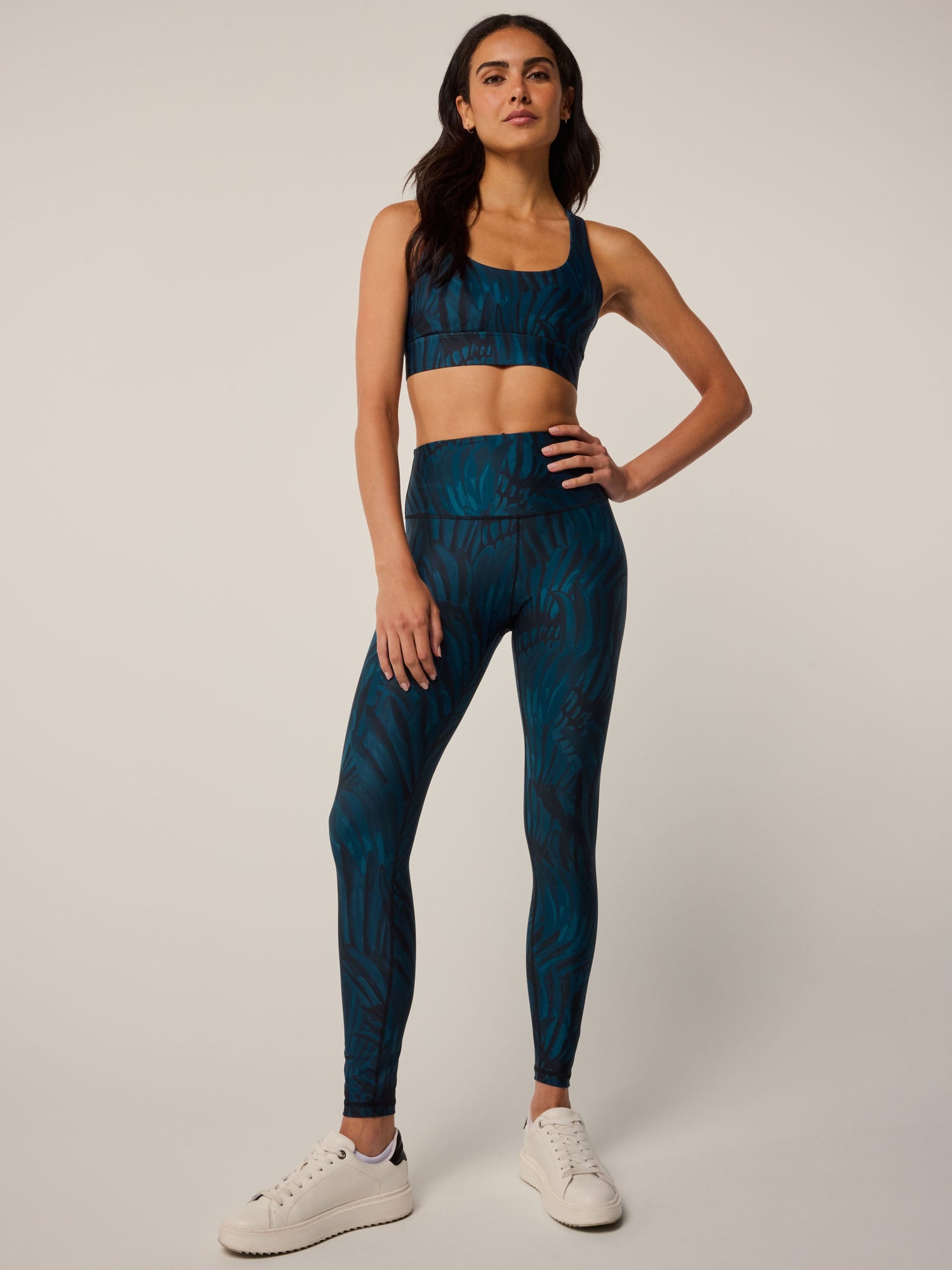 Women | Luna Camo Feather Legging | Aegean