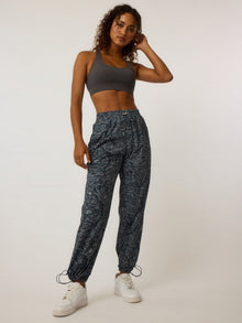 Women | Utopia Newago Jogger | Anthracite