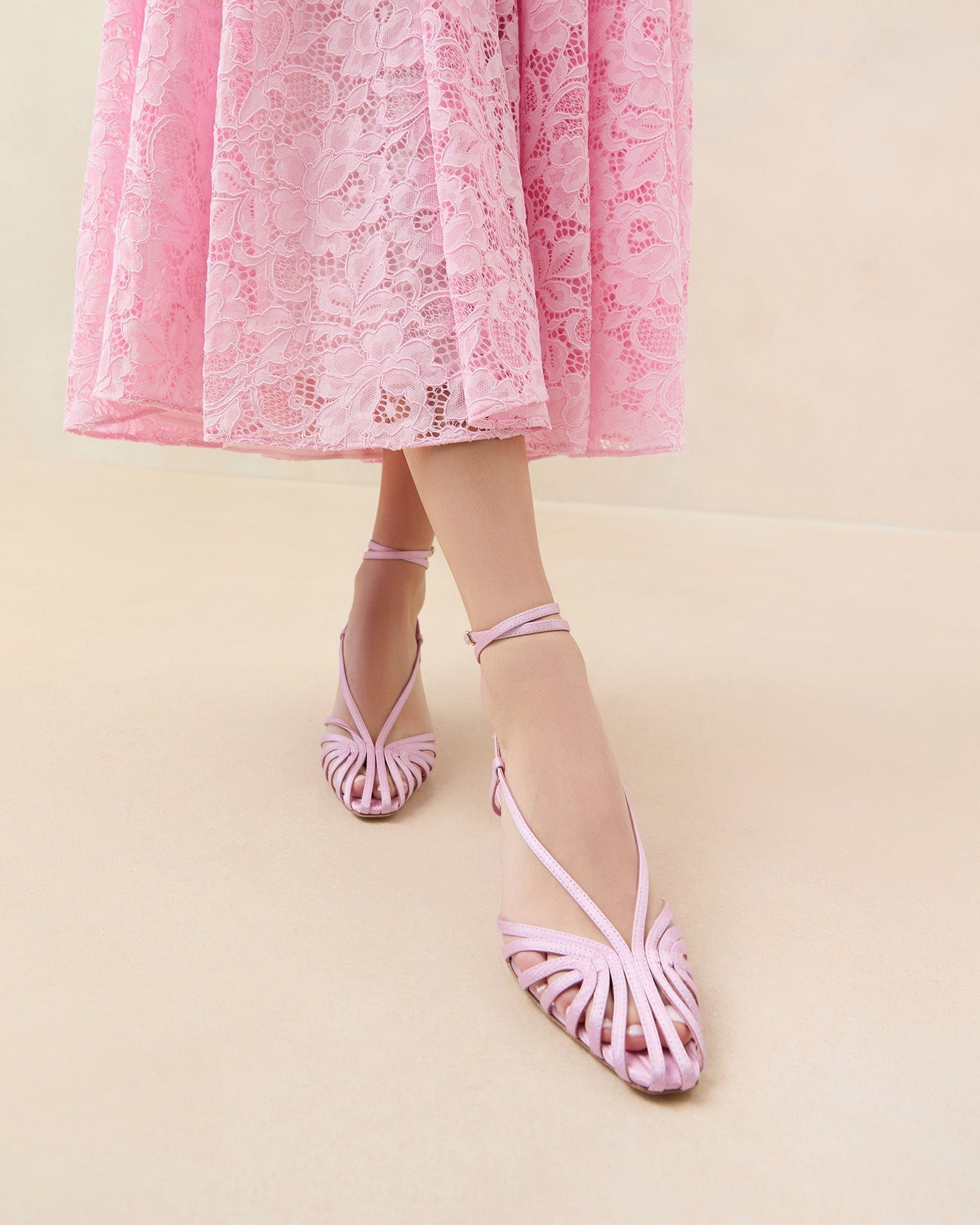 Color: Powder Pink