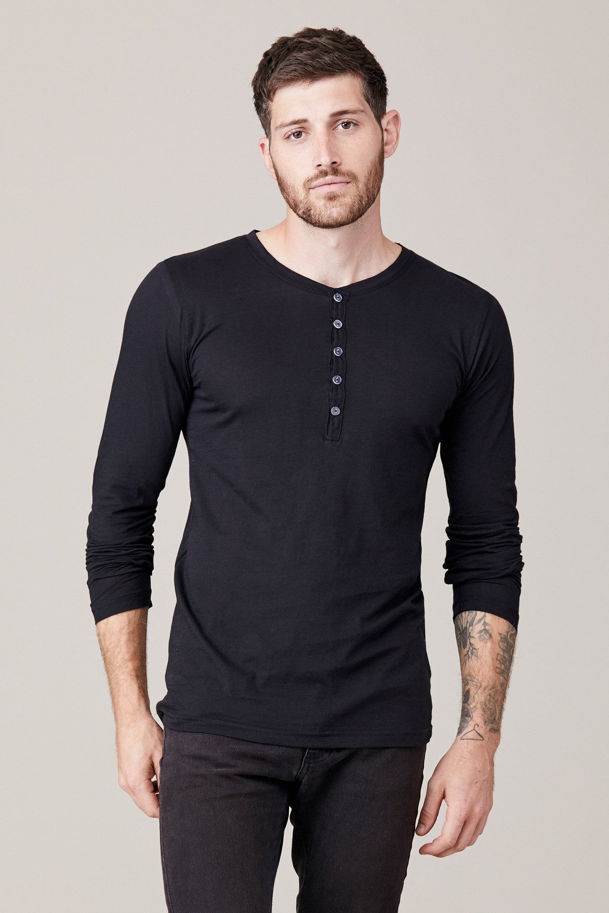 Men | Long Sleeve Button Henley | Black