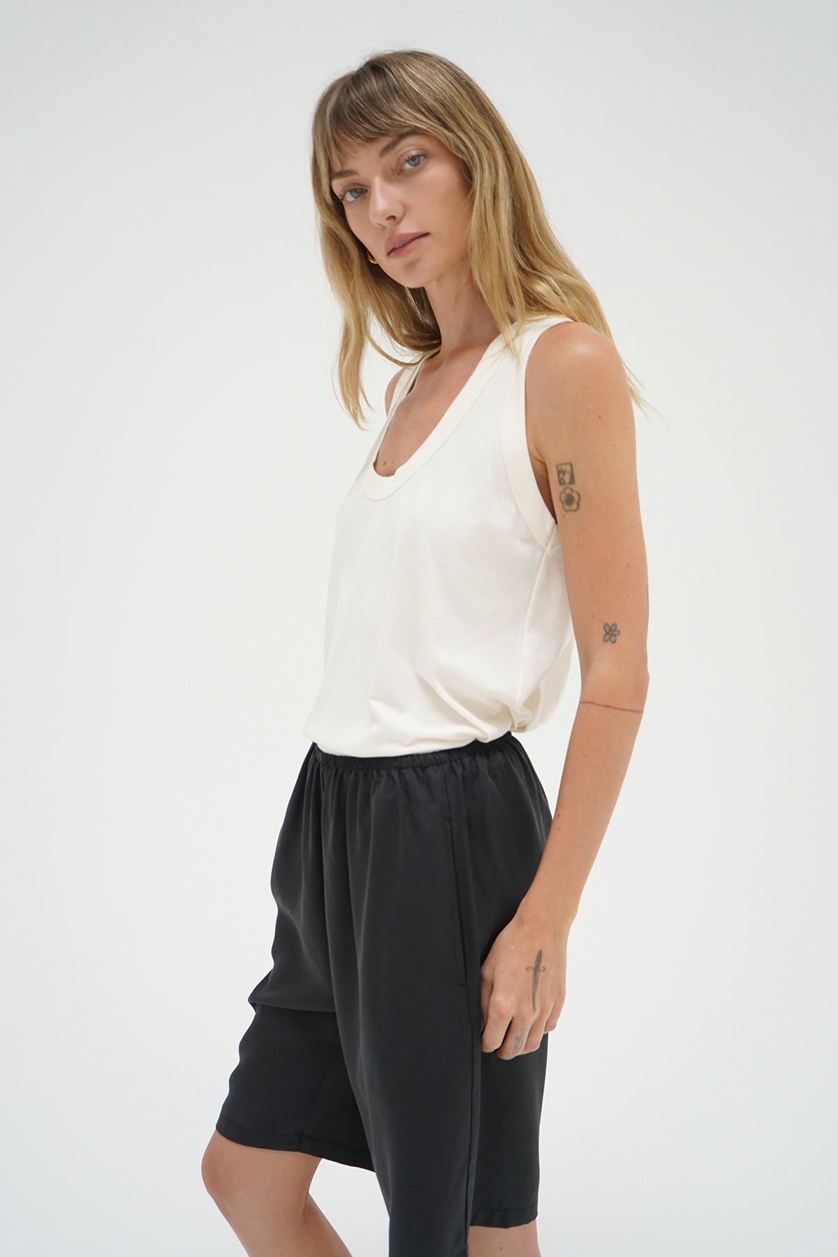 Women | Relaxed U Tank | Jet Stream