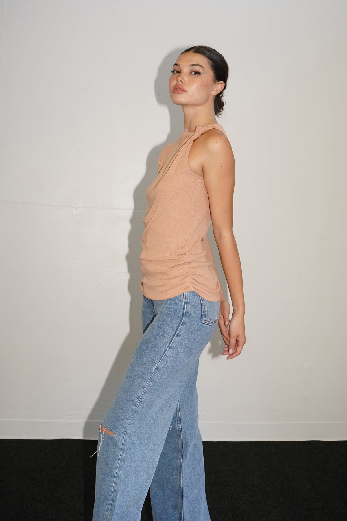 Women | Sarai Twist Shoulder Rib Top | Heather Blush
