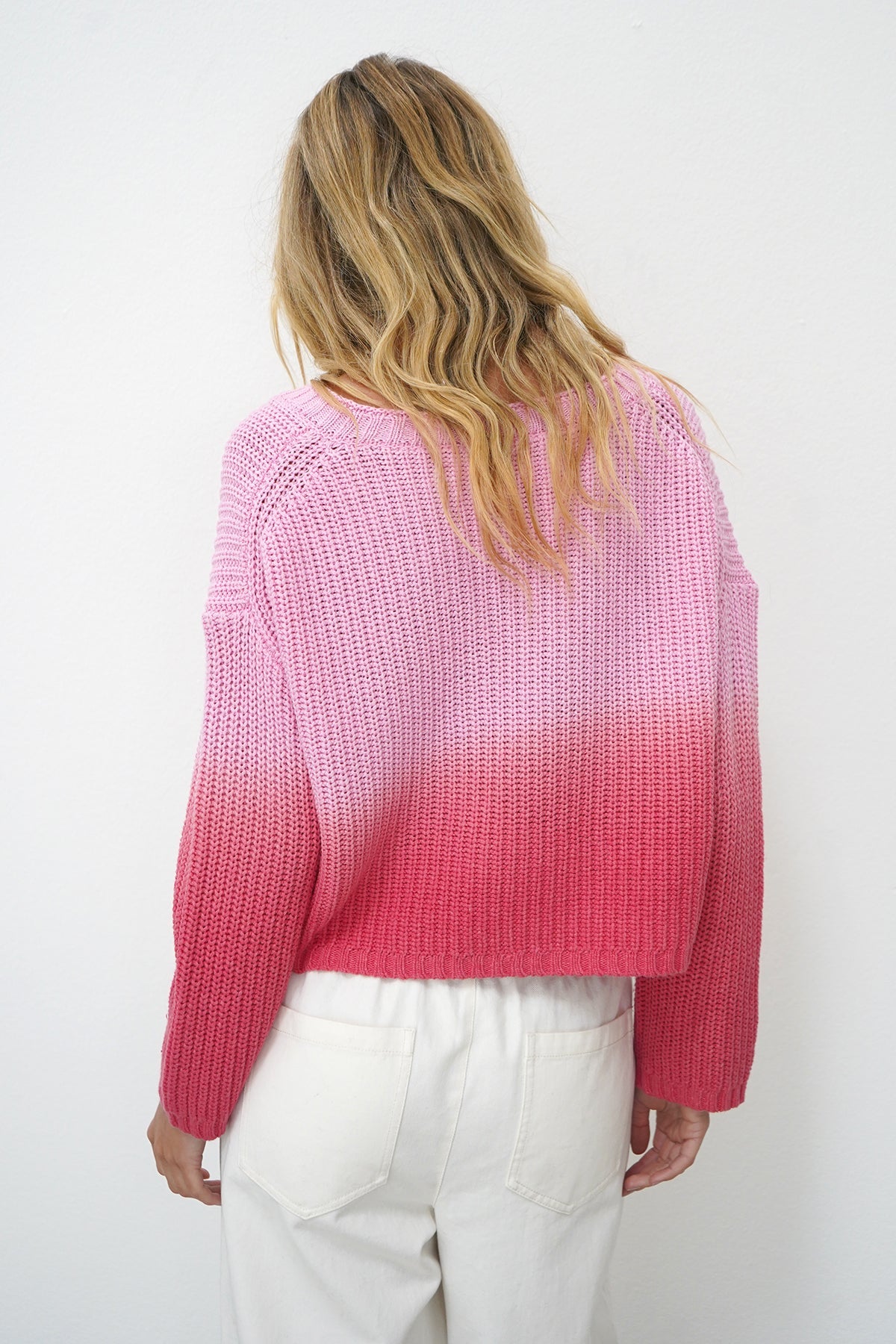 Women | Angle V Dip Dye Sweater | Pink Dip Dye