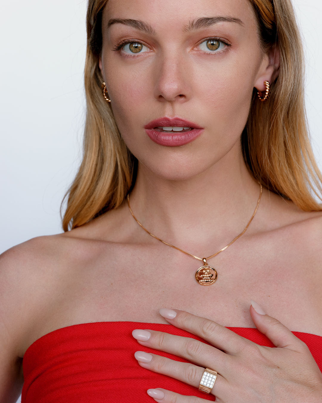 The 'I Love Jewelry' Coin Necklace | Gold