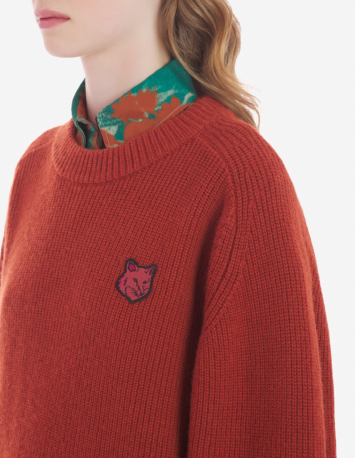 Womens | Bold Fox Head Patch Comfort Ribbed Merino Wool-Blend Jumper | Burnt Red