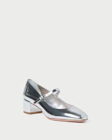 Color: Silver