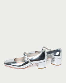 Color: Silver