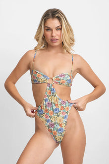 Women | Raya One Piece | La Vie En Rose