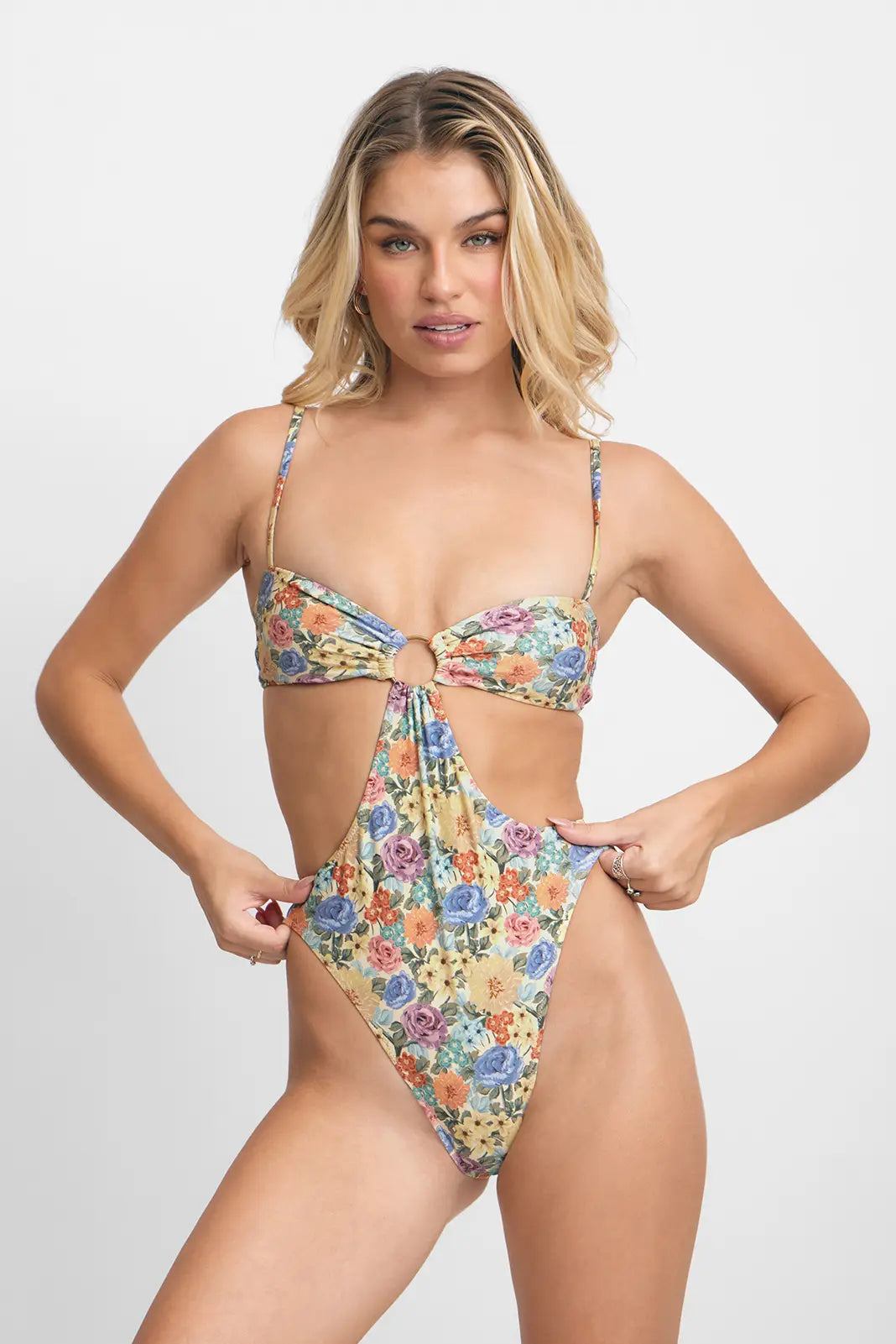 Women | Raya One Piece | La Vie En Rose