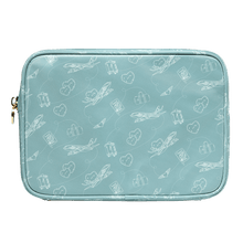 Large Pouch | Stoney Clover Skies