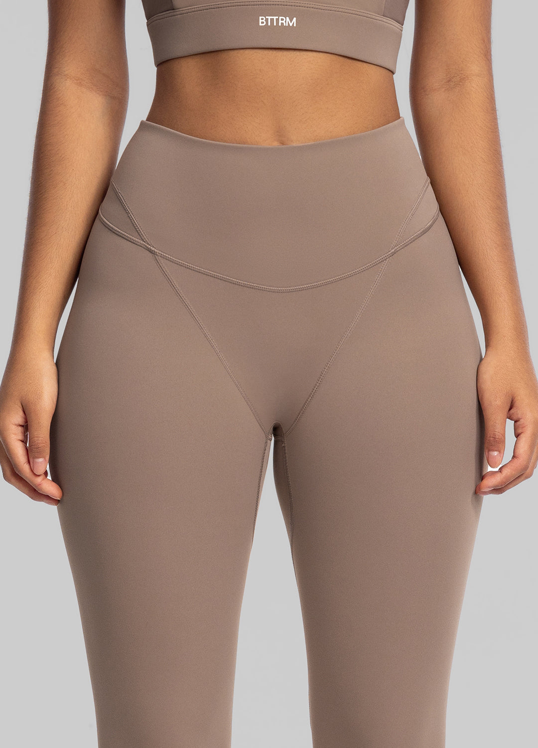High-Waisted Stretch Performance Leggings | Cocoa