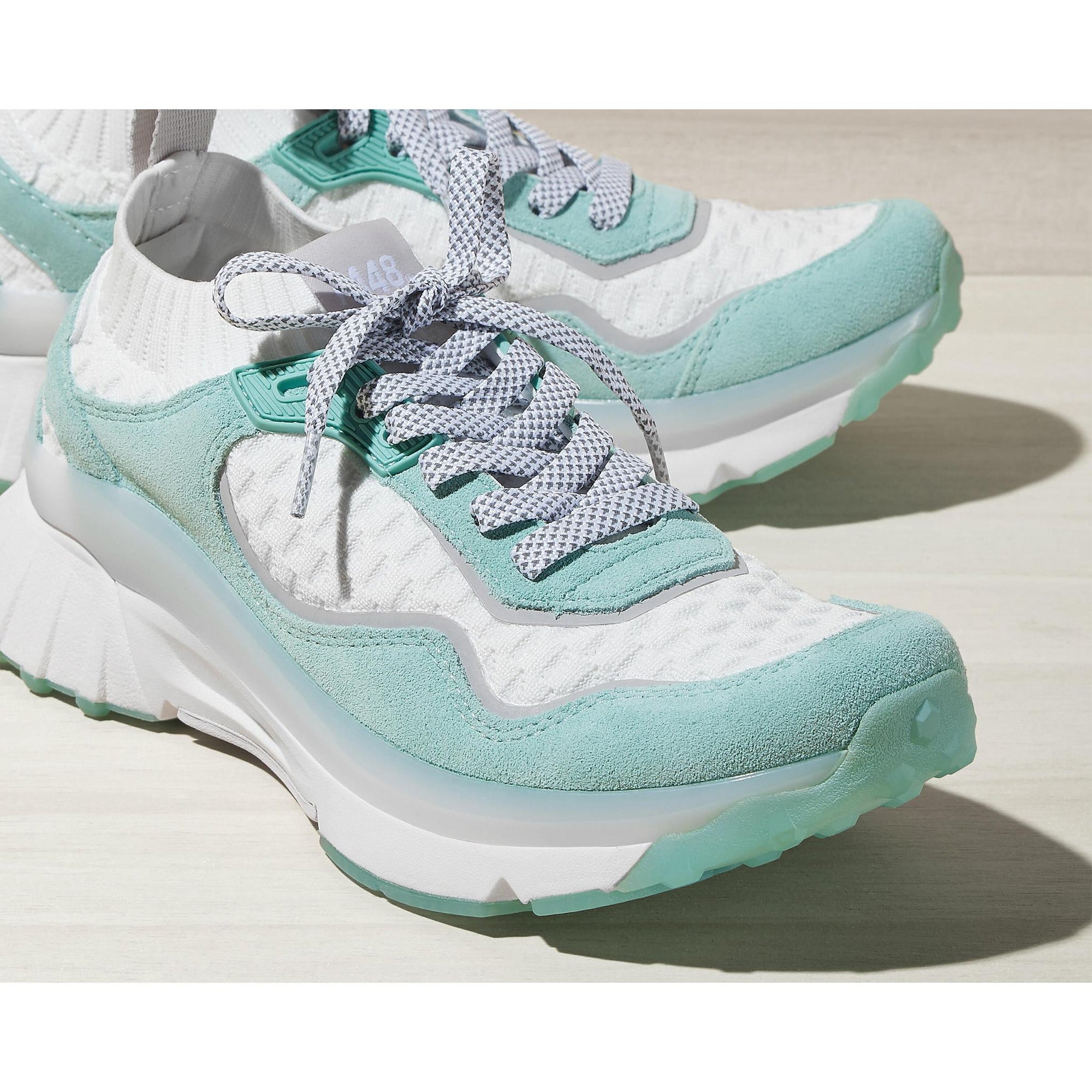 Lightning Aqua/White | Unisex