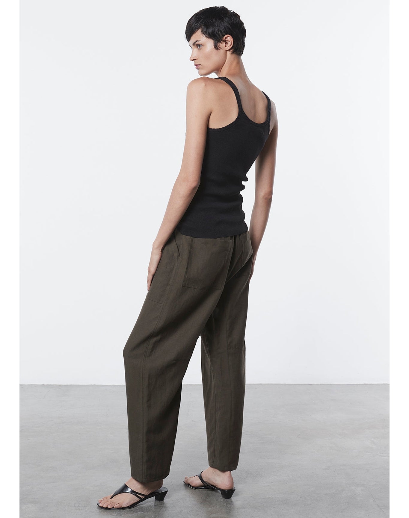 Linen Knit Strappy Tank | Black