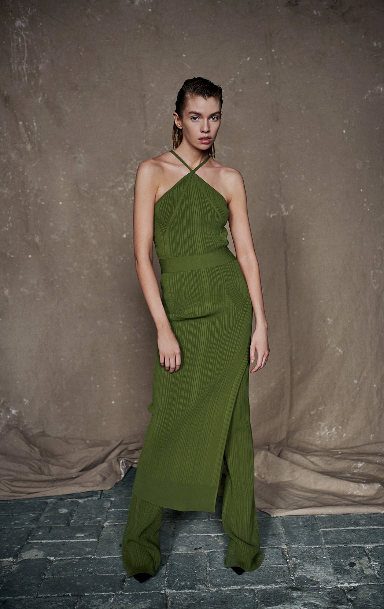 Variegated Rib Strappy Gown | Olive