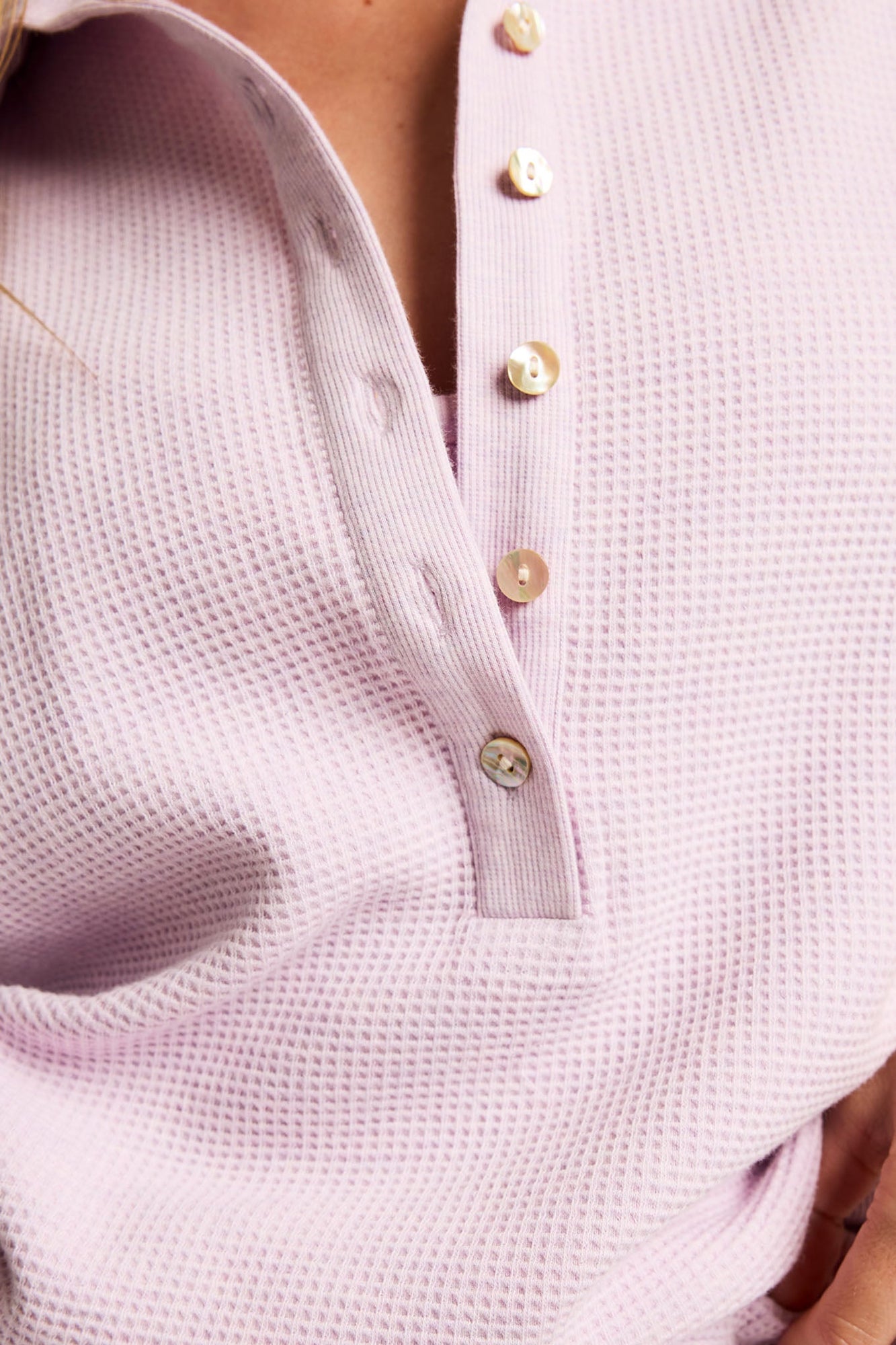 Waffle Knit Pullover in Lilac detail
