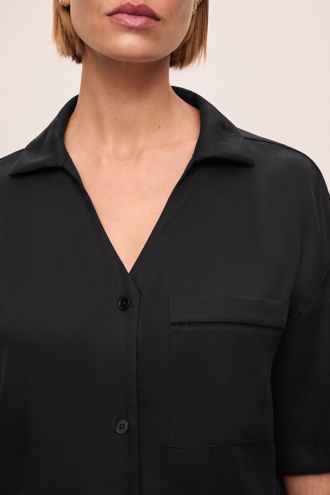 Tencel Woven Relaxed Button Front Top | Black