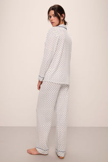 Model wears Gisele Printed TENCELâ„¢ Modal Long PJ Set in Petite Batik Ivory/Denim Blue.