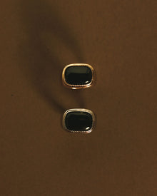 The Midnight Mesa Signet Ring | Black Agate | Gold