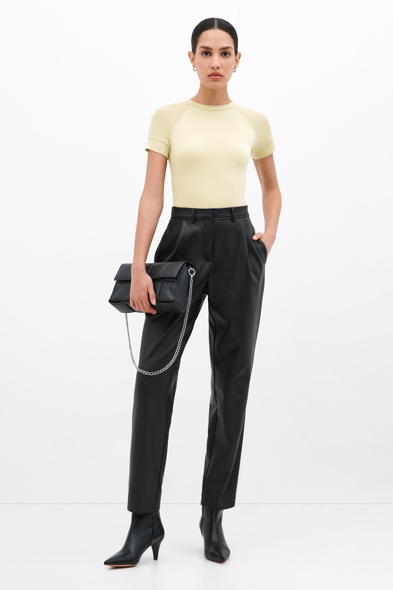 Harling Tee | Pale Yellow