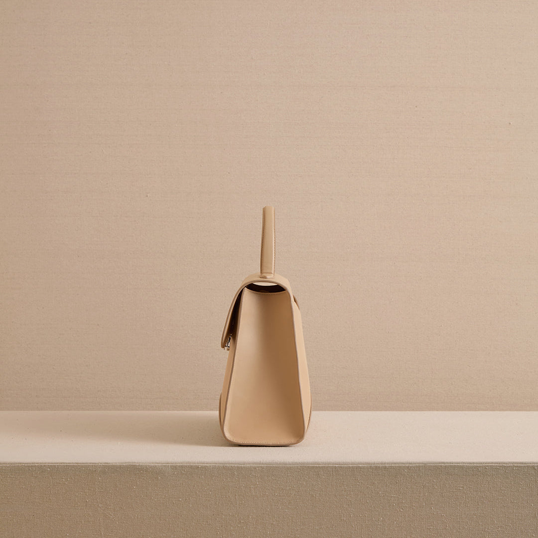 Madeline 30 | Smooth Calf Natural